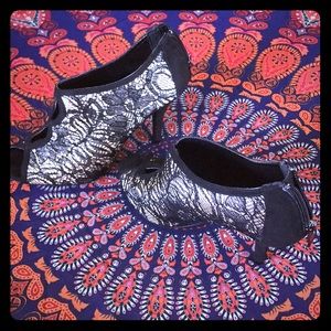 High heeled dress shoes